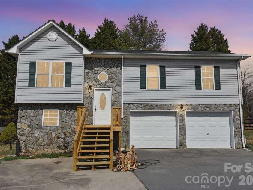 151 Cedar Valley Road, Hudson, NC 28638.  MLS# CAR4353836, YatesRealty ID 8260. 