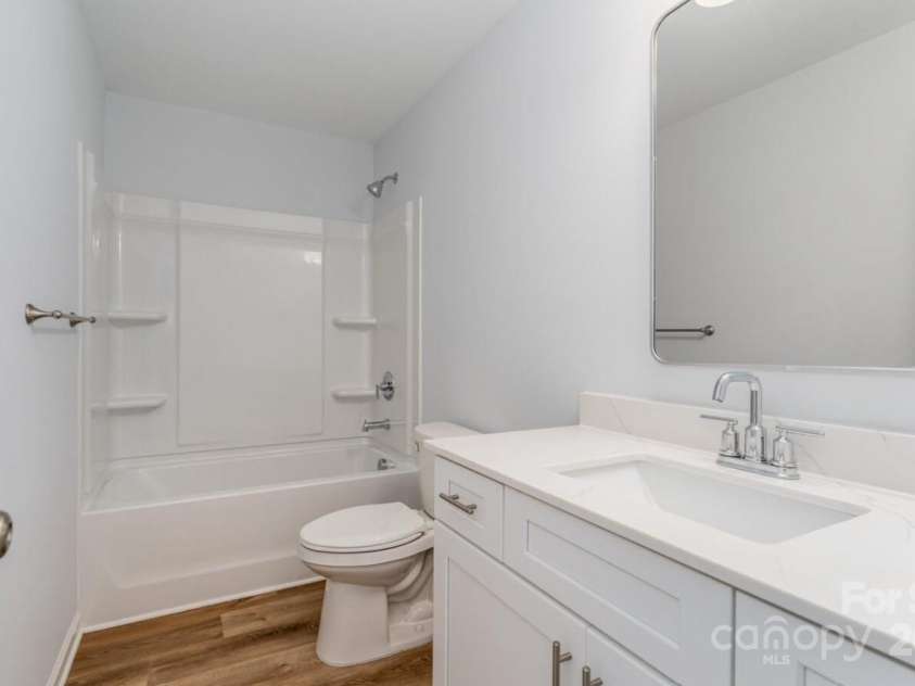 4046 Jenison Valley Court, Charlotte, NC 28214.  MLS# CAR4233986, YatesRealty ID 8260. 