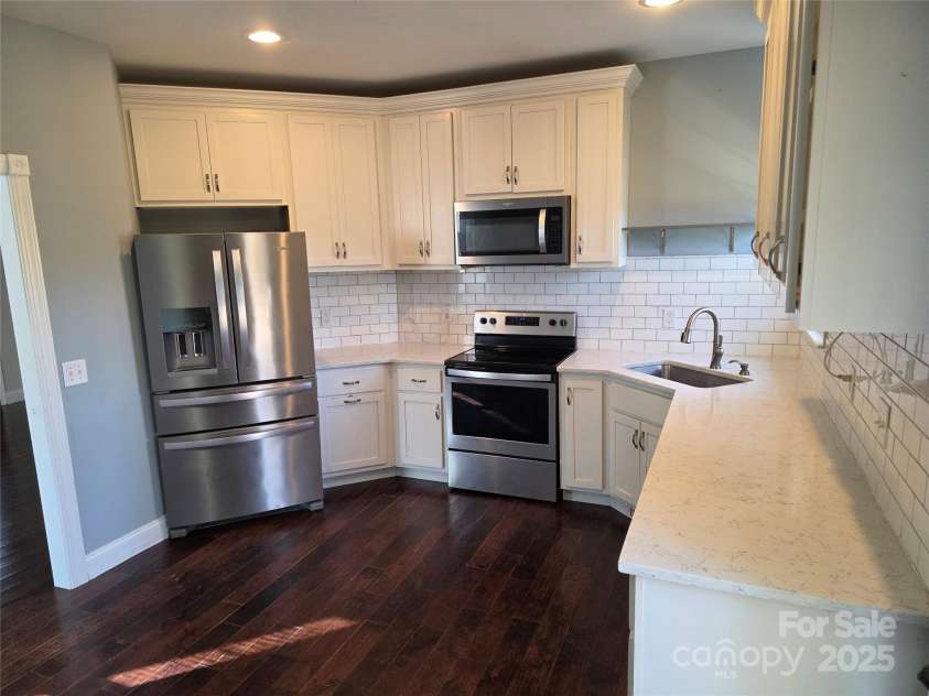 12 White Squirrel Lane, Hendersonville, NC 28739.  MLS# CAR4328399, YatesRealty ID 8261. Kitchen 2