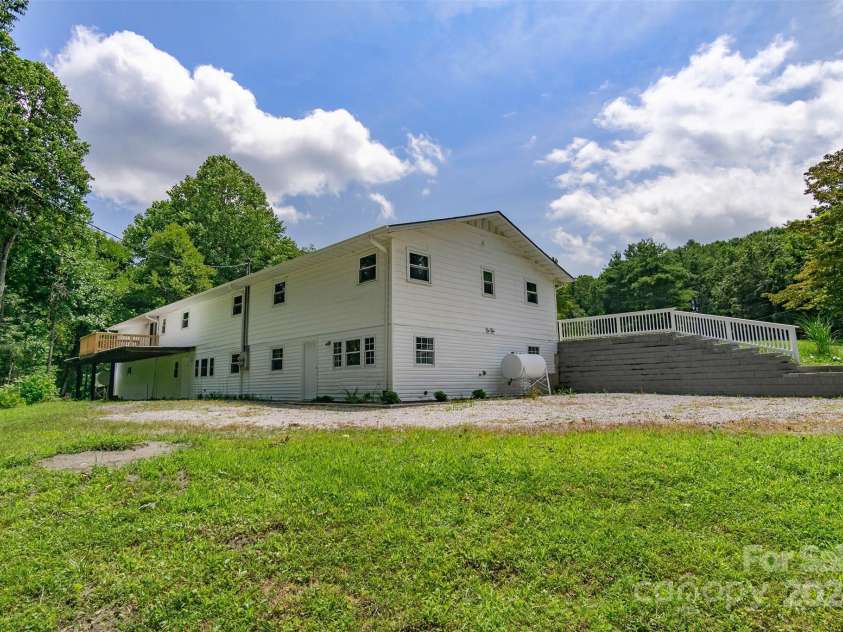 468 Deer Park Lake Road, Spruce Pine, NC 28777.  MLS# CAR4068097, YatesRealty ID 8263. Lower level view