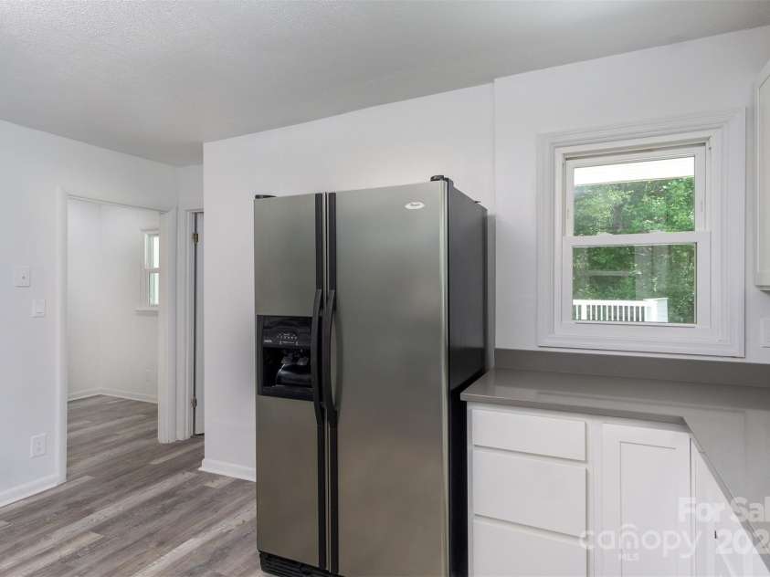 468 Deer Park Lake Road, Spruce Pine, NC 28777.  MLS# CAR4068097, YatesRealty ID 8263. New Kitchen/Quartz Countertops
