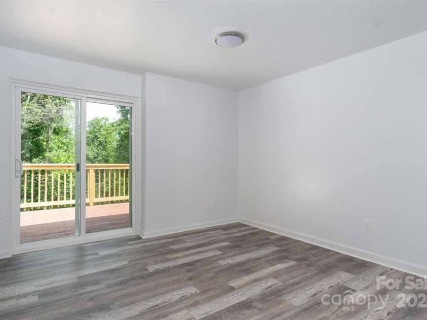 468 Deer Park Lake Road, Spruce Pine, NC 28777.  MLS# CAR4068097, YatesRealty ID 8263. UNit 1 Bedroom