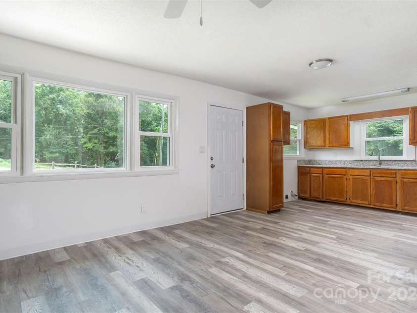 468 Deer Park Lake Road, Spruce Pine, NC 28777.  MLS# CAR4068097, YatesRealty ID 8263. Unit 2 Kitchen