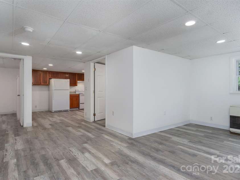 468 Deer Park Lake Road, Spruce Pine, NC 28777.  MLS# CAR4068097, YatesRealty ID 8263. Unit 3