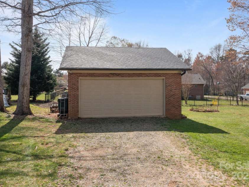 8260 Graham Road, Denver, NC 28037.  MLS# CAR4238347, YatesRealty ID 8263. 