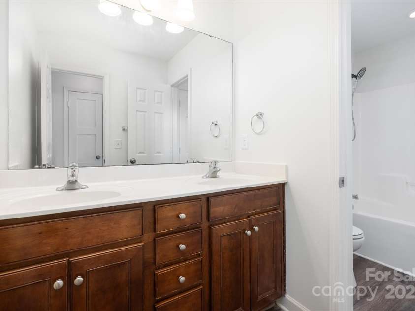 10928 Greenhead View Road, Charlotte, NC 28262.  MLS# CAR4251018, YatesRealty ID 8264. 