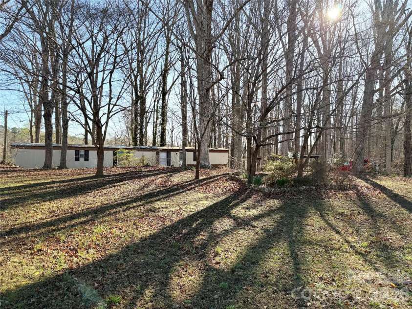 6562 Emerald Isle Drive, Sherrills Ford, NC 28673.  MLS# CAR4356116, YatesRealty ID 8264. 