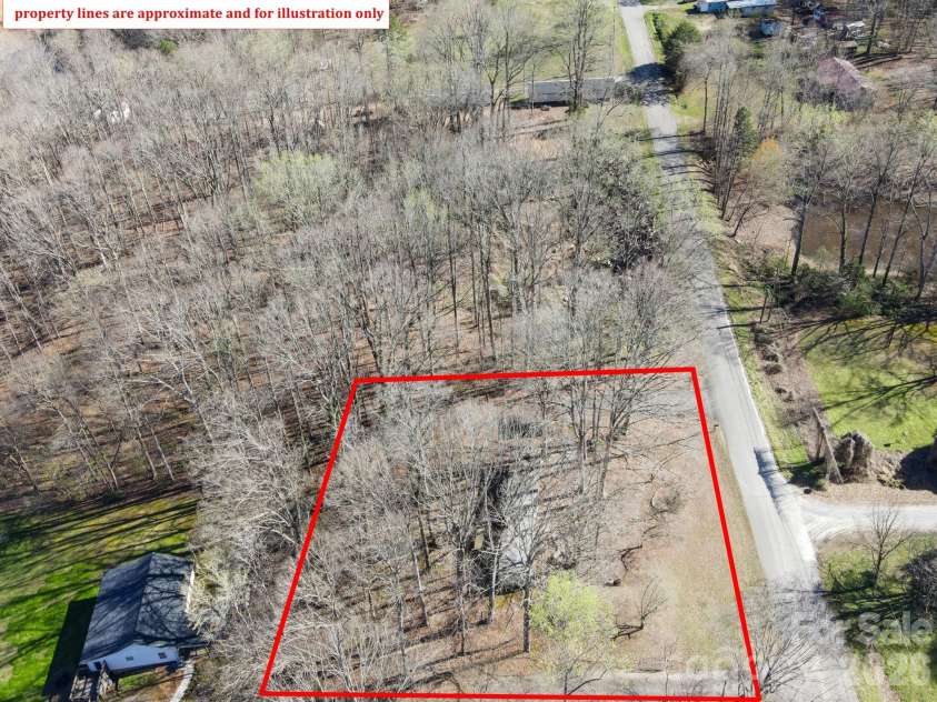 6562 Emerald Isle Drive, Sherrills Ford, NC 28673.  MLS# CAR4356116, YatesRealty ID 8264. 