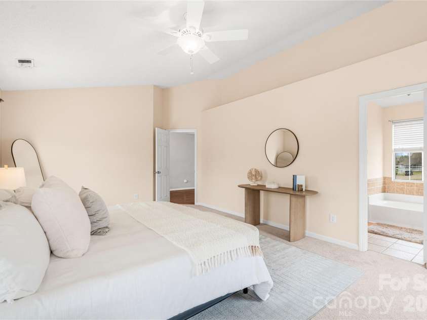 13505 Walkers Creek Drive, Charlotte, NC 28273.  MLS# CAR4359197, YatesRealty ID 8265. 