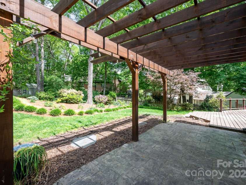 5206 Morrowick Road, Charlotte, NC 28226.  MLS# CAR4249566, YatesRealty ID 8266. 