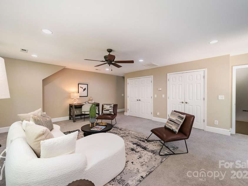 5206 Morrowick Road, Charlotte, NC 28226.  MLS# CAR4249566, YatesRealty ID 8266. Bonus room