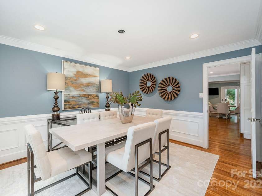 5206 Morrowick Road, Charlotte, NC 28226.  MLS# CAR4249566, YatesRealty ID 8266. Dining room
