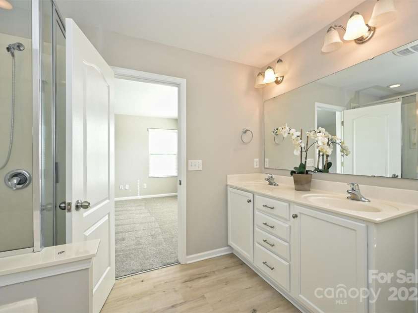 1309 Afternoon Sun Road, Matthews, NC 28104.  MLS# CAR4233925, YatesRealty ID 8267. 