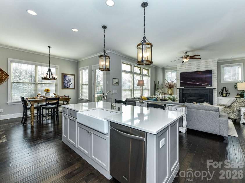 16099 Reynolds Drive, Indian Land, SC 29707.  MLS# CAR4360027, YatesRealty ID 8267. Kitchen