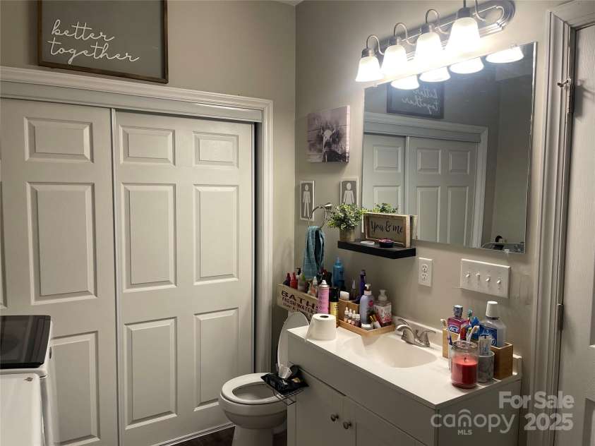 133 North Street, Rutherfordton, NC 28139.  MLS# CAR4239175, YatesRealty ID 8268. 