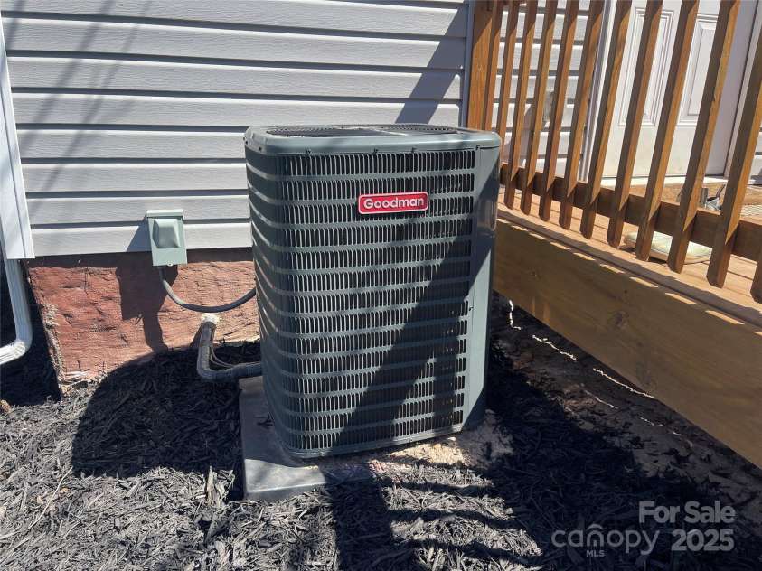 133 North Street, Rutherfordton, NC 28139.  MLS# CAR4239175, YatesRealty ID 8268. 