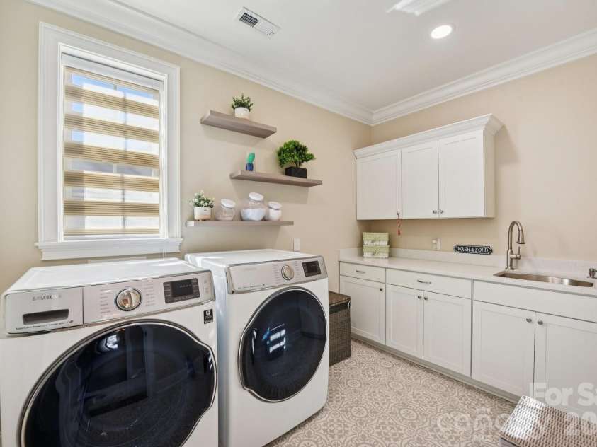 920 Terramore Drive, Waxhaw, NC 28173.  MLS# CAR4345854, YatesRealty ID 8268. 