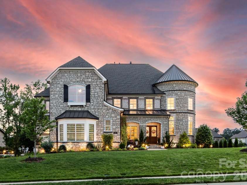920 Terramore Drive, Waxhaw, NC 28173.  MLS# CAR4345854, YatesRealty ID 8268. 