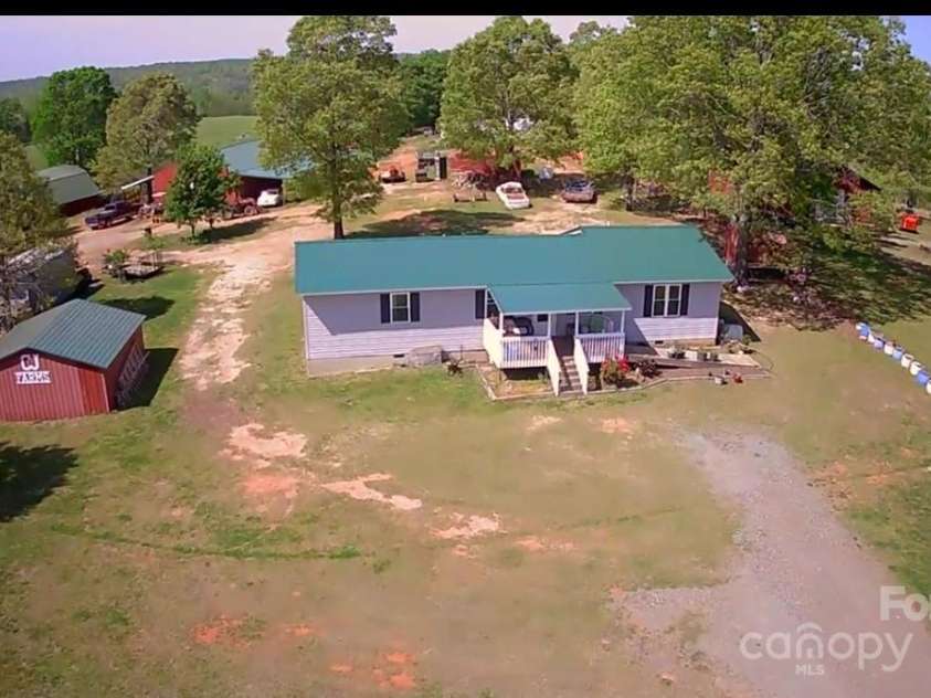 374 W V Thompson Road, Rutherfordton, NC 28139.  MLS# CAR4251645, YatesRealty ID 8269. 