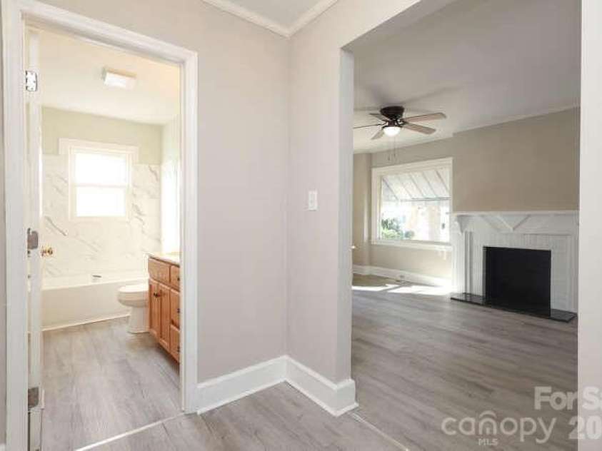 120 Belvedere Avenue, Gastonia, NC 28054.  MLS# CAR4402156, YatesRealty ID 8270. 