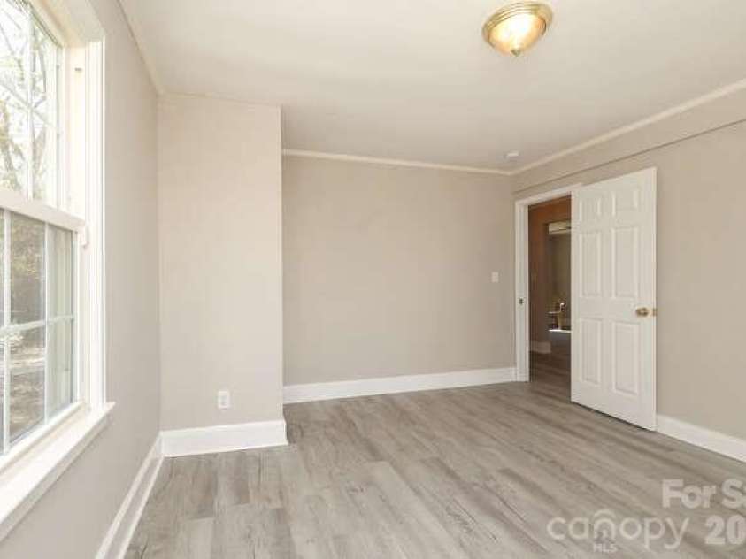 120 Belvedere Avenue, Gastonia, NC 28054.  MLS# CAR4402156, YatesRealty ID 8270. 