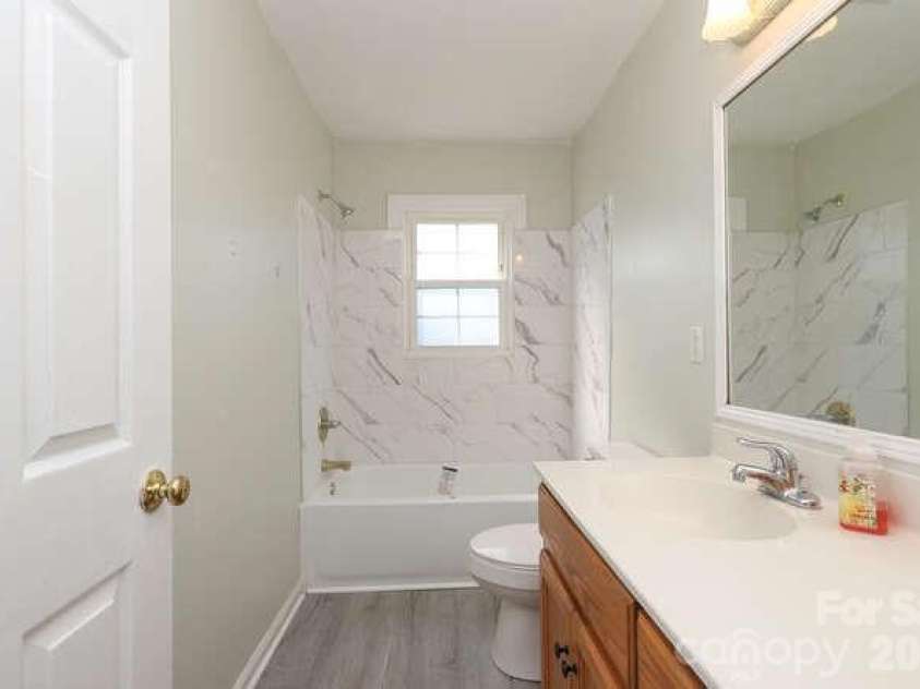 120 Belvedere Avenue, Gastonia, NC 28054.  MLS# CAR4402156, YatesRealty ID 8270. 