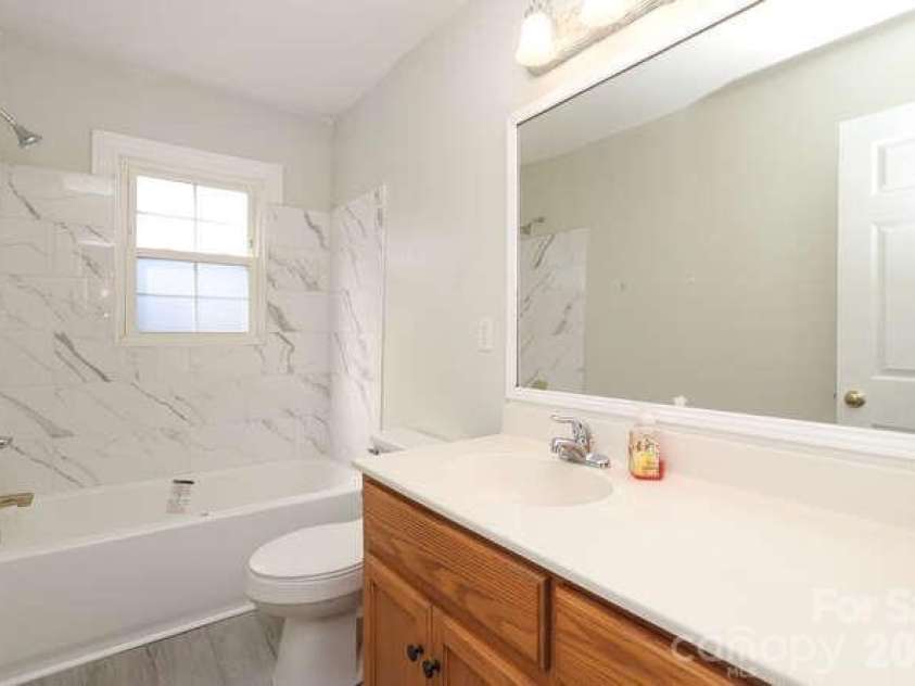 120 Belvedere Avenue, Gastonia, NC 28054.  MLS# CAR4402156, YatesRealty ID 8270. 