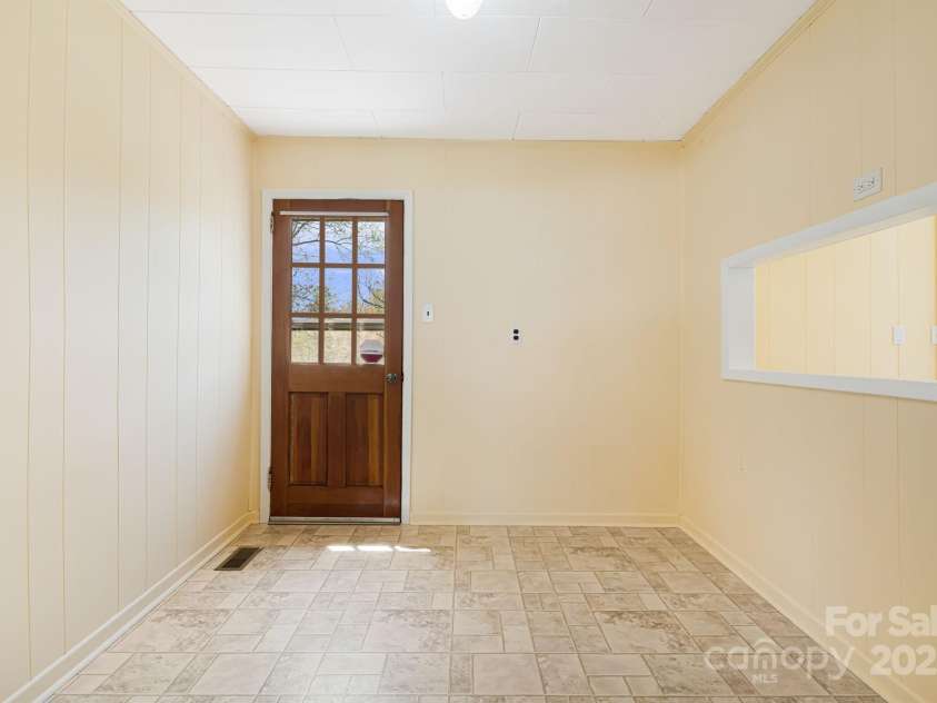 56 Pressley Avenue, Brevard, NC 28712.  MLS# CAR4250053, YatesRealty ID 8271. 