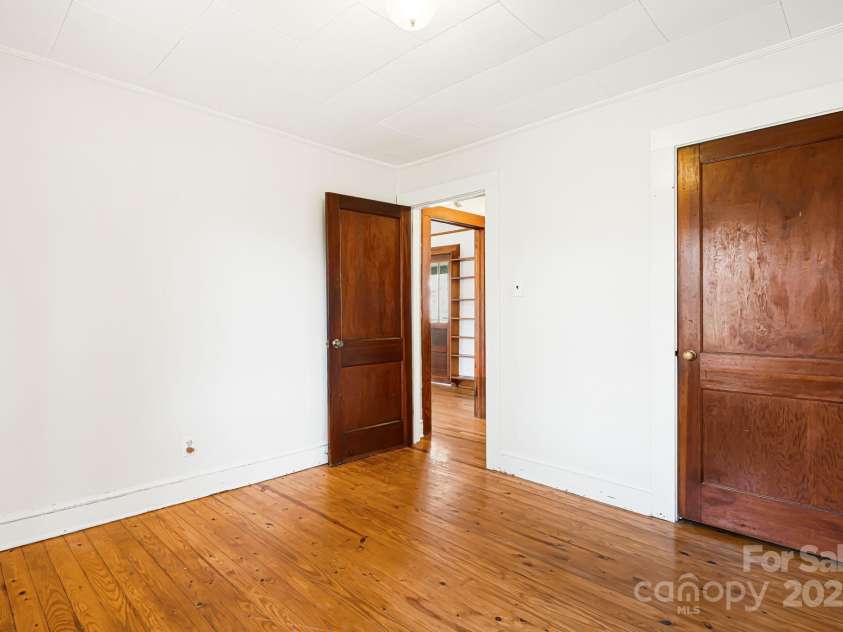 56 Pressley Avenue, Brevard, NC 28712.  MLS# CAR4250053, YatesRealty ID 8271. 