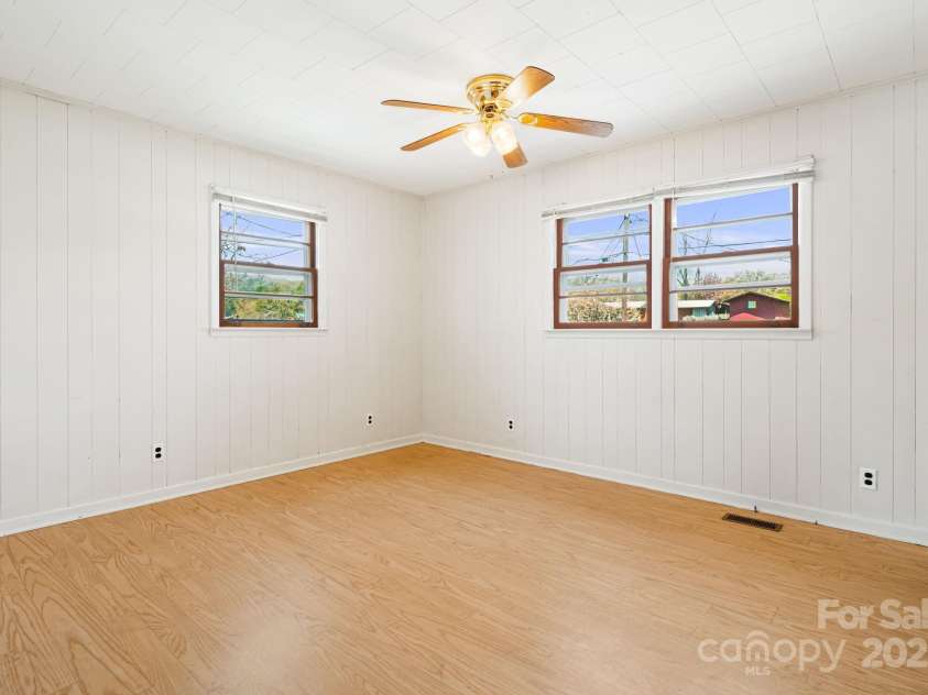 56 Pressley Avenue, Brevard, NC 28712.  MLS# CAR4250053, YatesRealty ID 8271. 