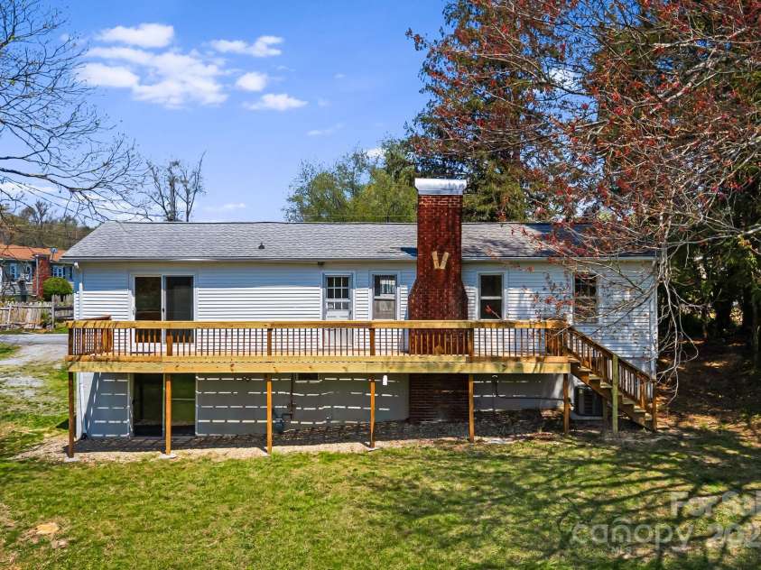 56 Pressley Avenue, Brevard, NC 28712.  MLS# CAR4250053, YatesRealty ID 8271. 