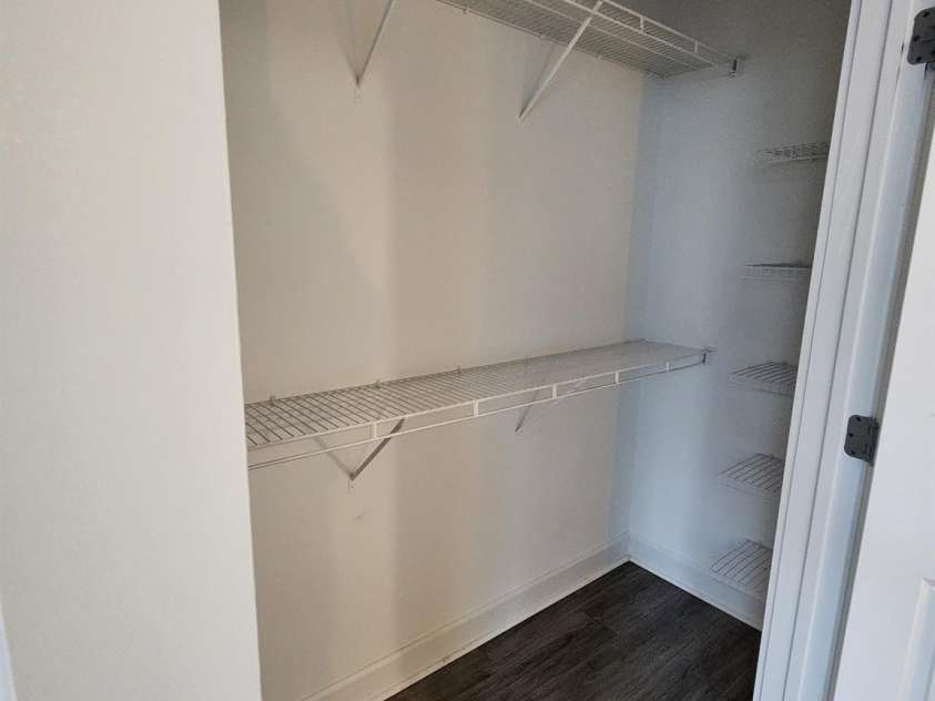 638 10th Street, Charlotte, NC 28202.  MLS# CAR4331368, YatesRealty ID 8271. Closet