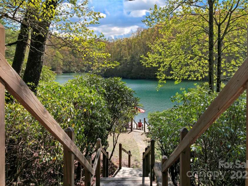 228 Echota Lane, Brevard, NC 28712.  MLS# CAR4249014, YatesRealty ID 8276. Easy Lake access