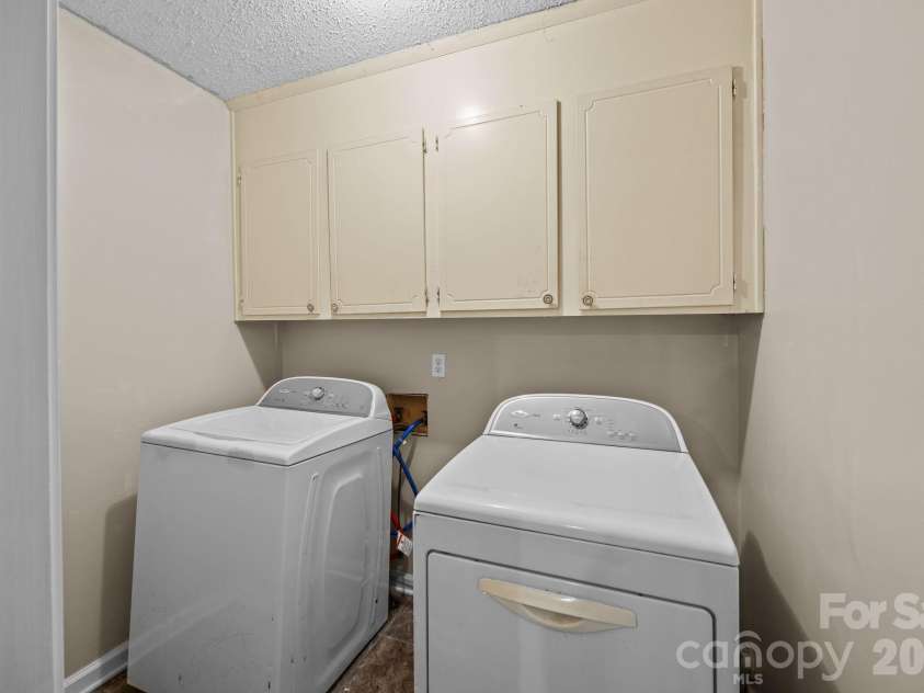 1158 Sunset Court, Conover, NC 28613.  MLS# CAR4328975, YatesRealty ID 8278. Laundry Room
