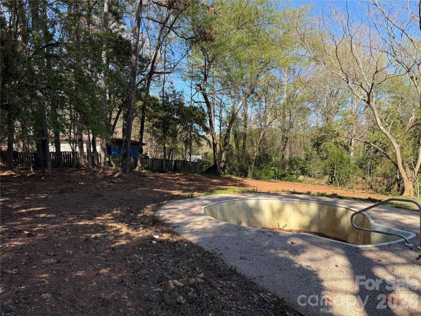 1158 Sunset Court, Conover, NC 28613.  MLS# CAR4328975, YatesRealty ID 8278. **Pool to be filled with dirt**