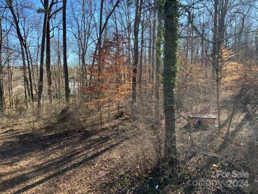 7100 Ridge Lane Road, Charlotte, NC 28262.  MLS# CAR4108035, YatesRealty ID 8279. 