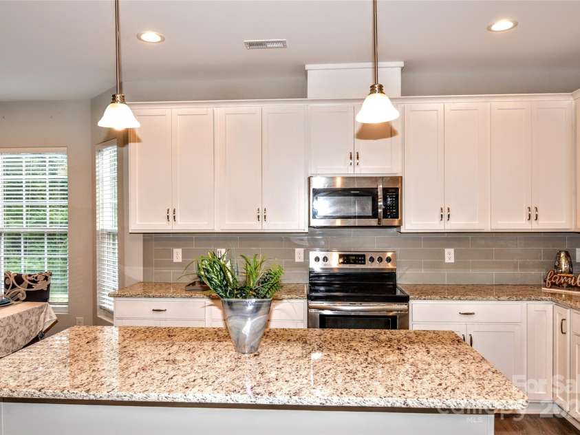 924 Marshville Olive Branch Road, Marshville, NC 28103.  MLS# CAR4179066, YatesRealty ID 828. 