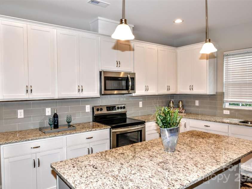 924 Marshville Olive Branch Road, Marshville, NC 28103.  MLS# CAR4179066, YatesRealty ID 828. 