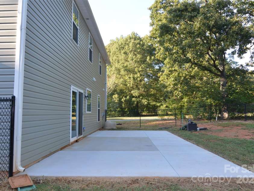 924 Marshville Olive Branch Road, Marshville, NC 28103.  MLS# CAR4179066, YatesRealty ID 828. 