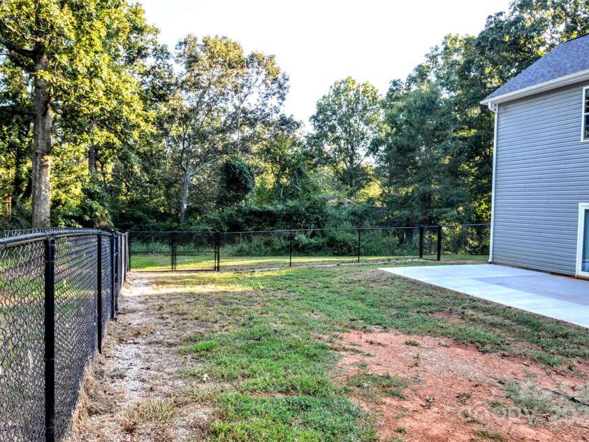 924 Marshville Olive Branch Road, Marshville, NC 28103.  MLS# CAR4179066, YatesRealty ID 828. 