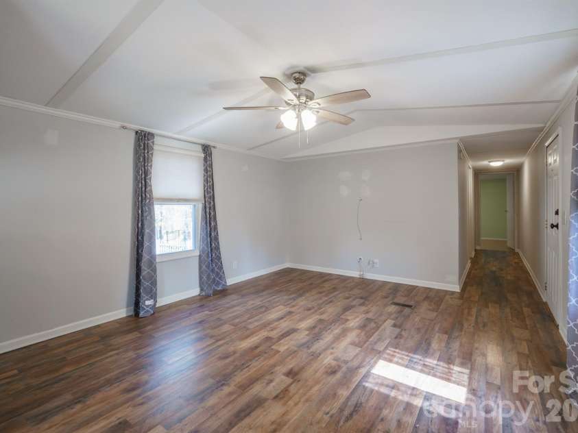 222 Summertree Drive, Troutman, NC 28166.  MLS# CAR4360677, YatesRealty ID 8280. 