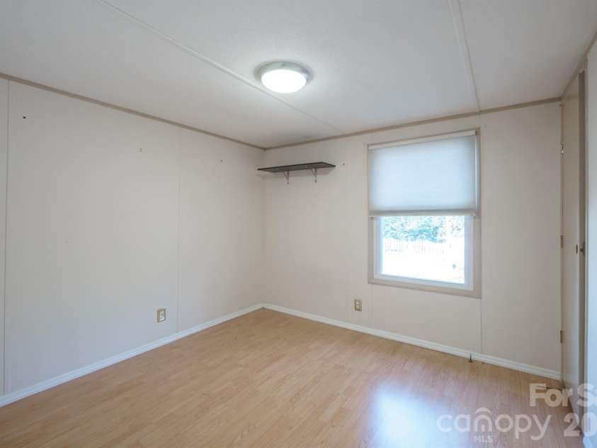 222 Summertree Drive, Troutman, NC 28166.  MLS# CAR4360677, YatesRealty ID 8280. 