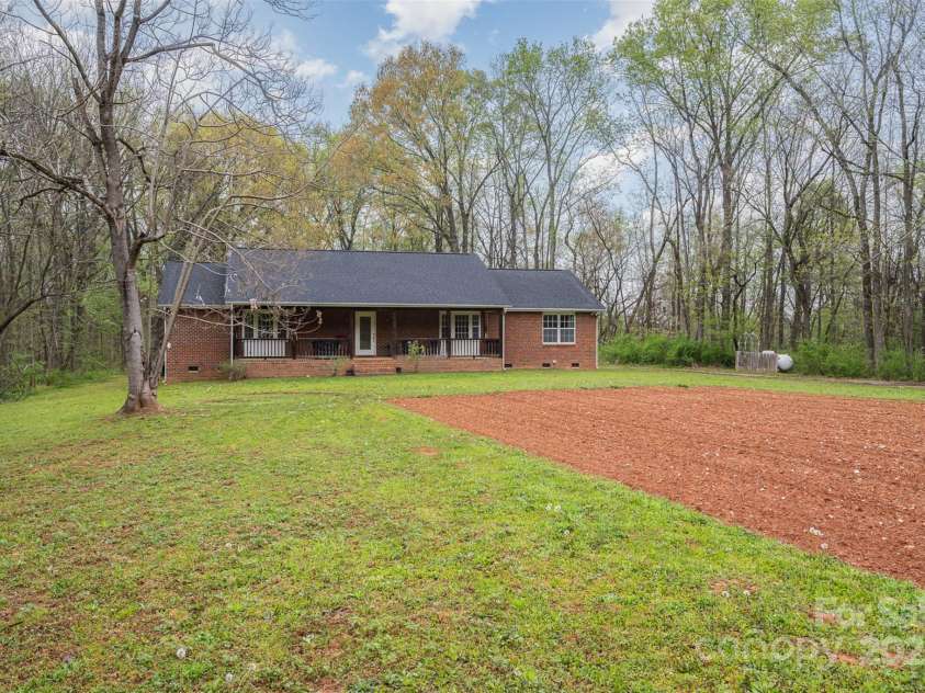 3720 Lanes Creek Road, Marshville, NC 28103.  MLS# CAR4242388, YatesRealty ID 8282. 