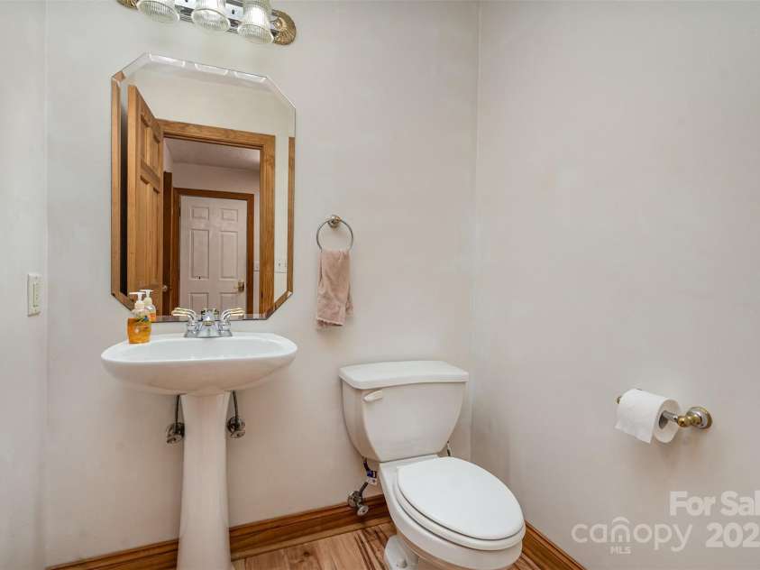 3720 Lanes Creek Road, Marshville, NC 28103.  MLS# CAR4242388, YatesRealty ID 8282. 