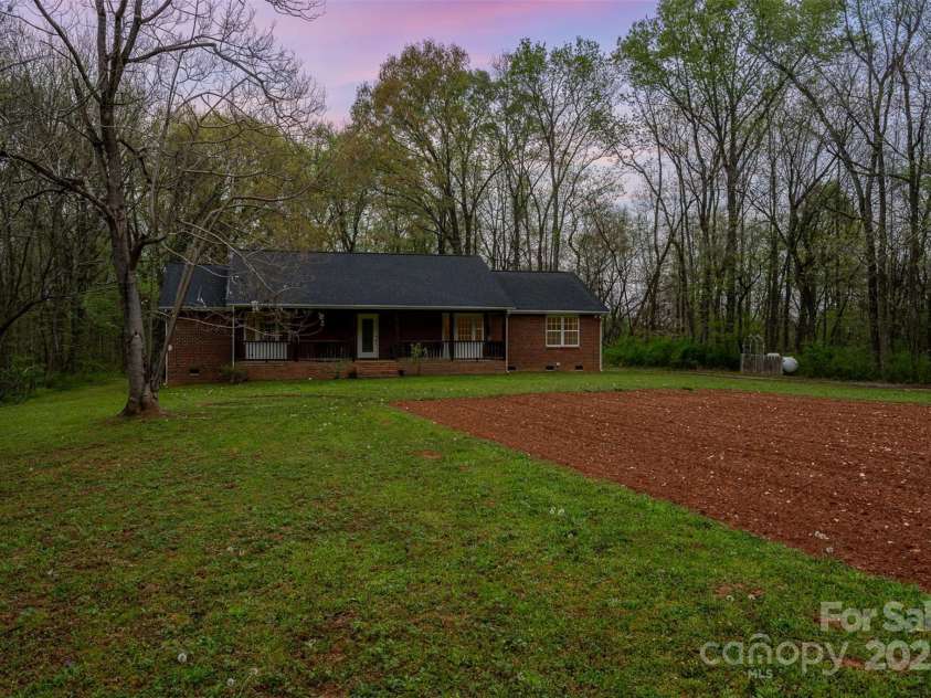 3720 Lanes Creek Road, Marshville, NC 28103.  MLS# CAR4242388, YatesRealty ID 8282. 