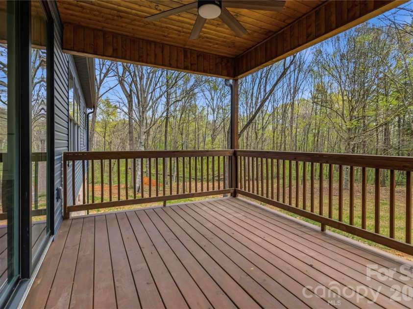 602 Stateline Road, Clover, SC 29710.  MLS# CAR4362827, YatesRealty ID 8283. 