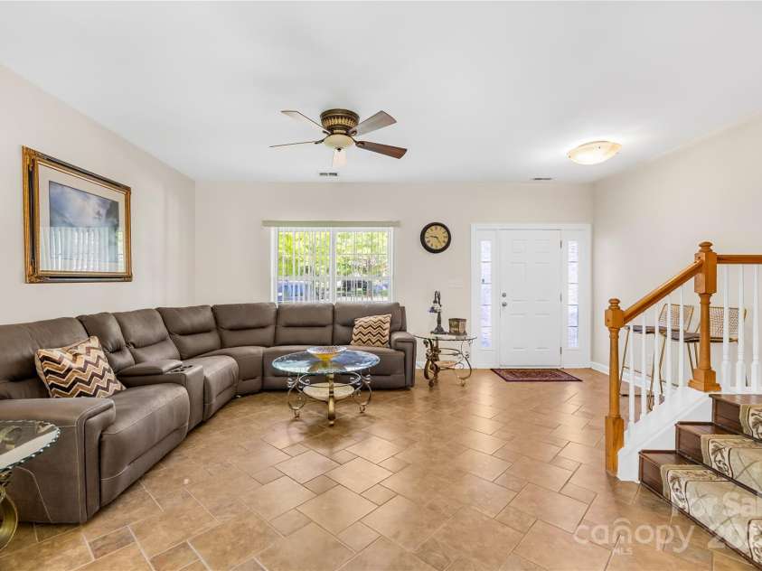 6418 Castlewynd Court, Charlotte, NC 28212.  MLS# CAR4248361, YatesRealty ID 8284. 