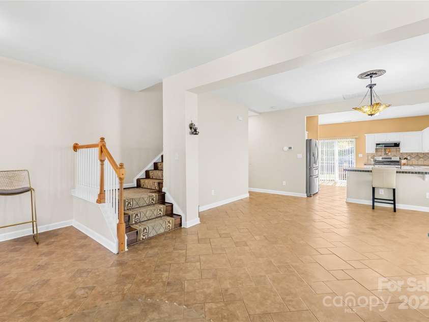 6418 Castlewynd Court, Charlotte, NC 28212.  MLS# CAR4248361, YatesRealty ID 8284. 
