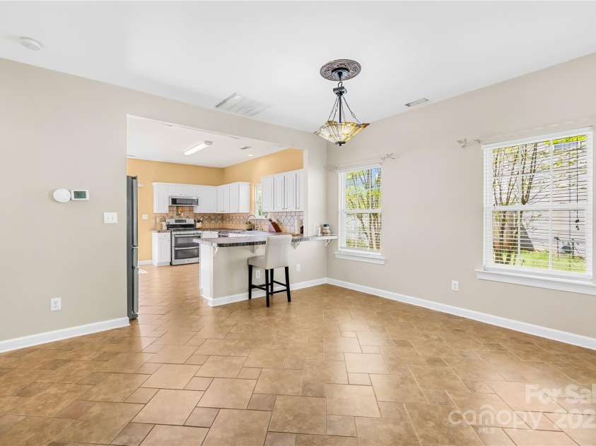 6418 Castlewynd Court, Charlotte, NC 28212.  MLS# CAR4248361, YatesRealty ID 8284. 