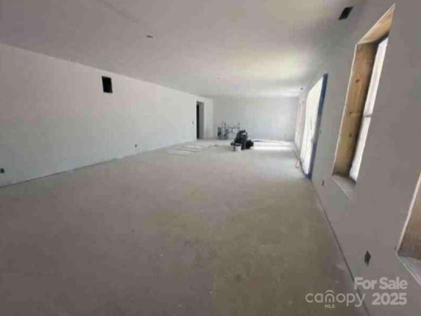 8038 Pawtuckett Road, Charlotte, NC 28214.  MLS# CAR4245833, YatesRealty ID 8285. 